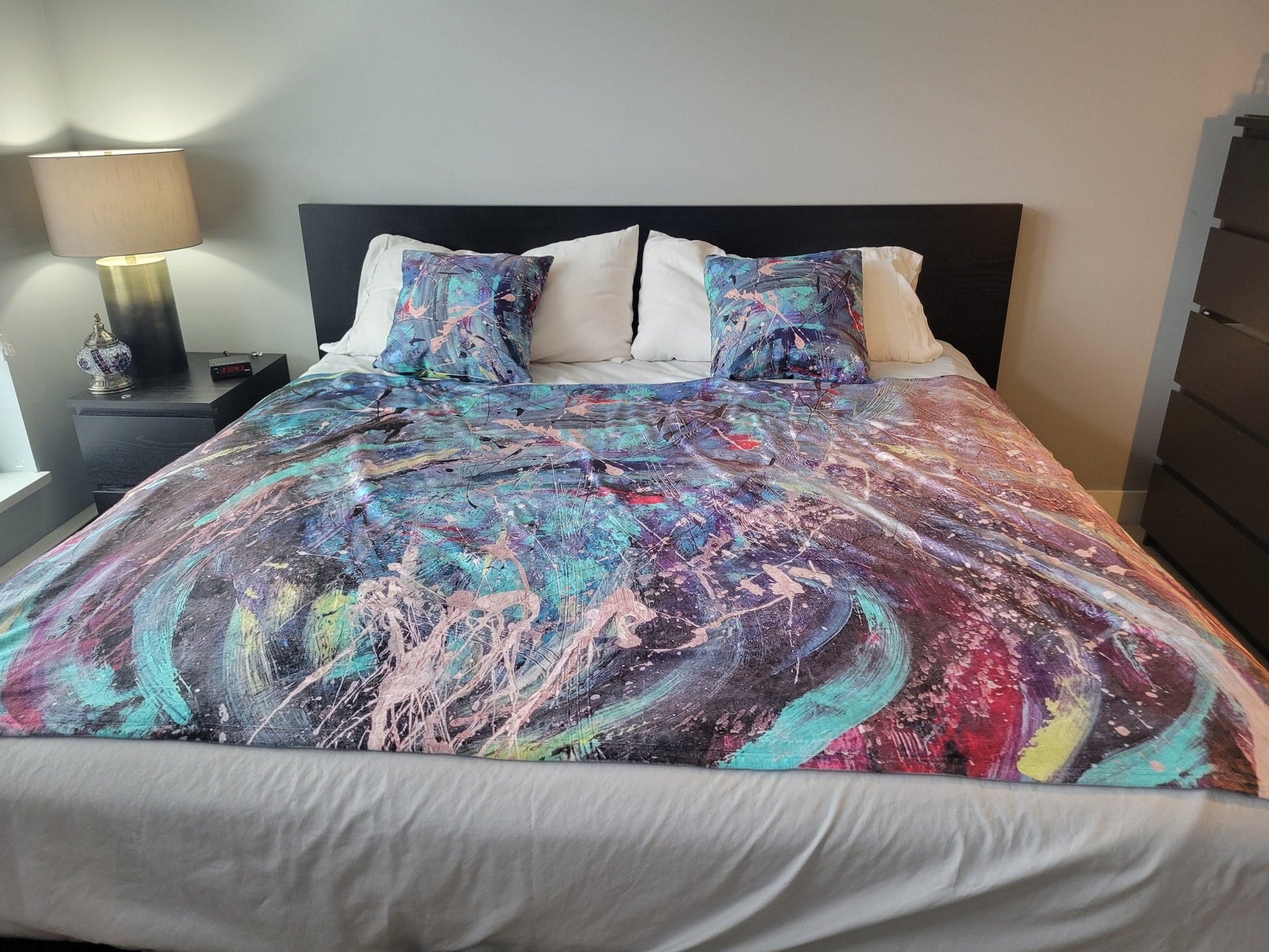 Abstract Plush Blanket By Buisty - Buisty